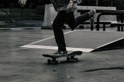 球队是否根据球员疲劳数据调整边路与中路组织重心，分析球队状态从哪里入手